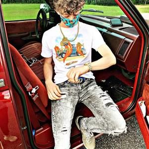 Meet your Posher, Caleb